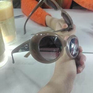 Oscar De La Renta Sunglasses